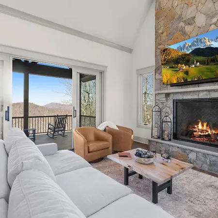 Villa Bear Necessities On Grandview